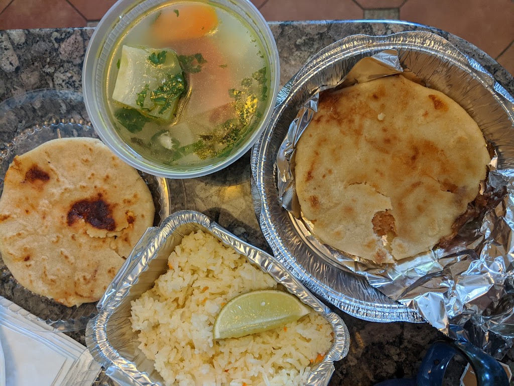 El Rey Salvadoreño restaurant | 192 N Highland Ave, Ossining, NY 10562, USA | Phone: (914) 373-2303