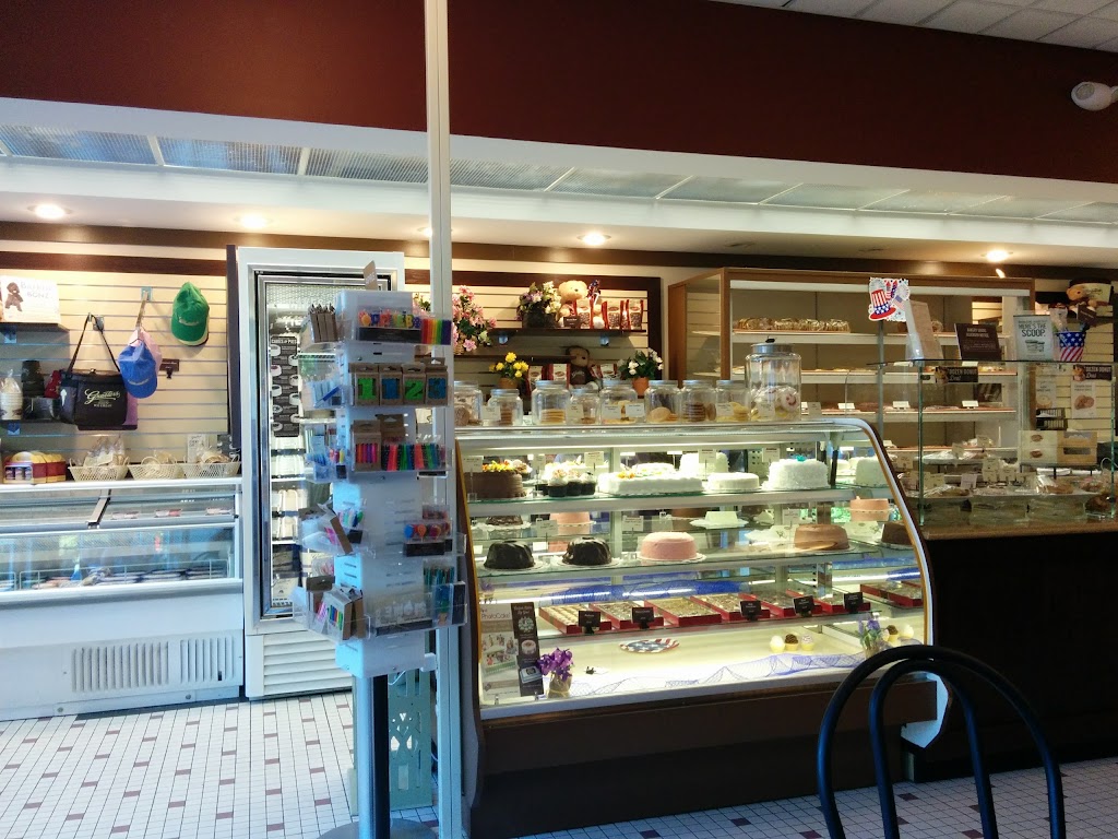 Graeters Ice Cream | 6918 Wooster Pike, Cincinnati, OH 45227, USA | Phone: (513) 272-0859