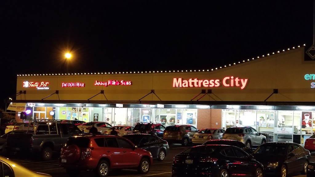 Mattress City | 1281 N 205th St, Seattle, WA 98133, USA | Phone: (206) 629-5562