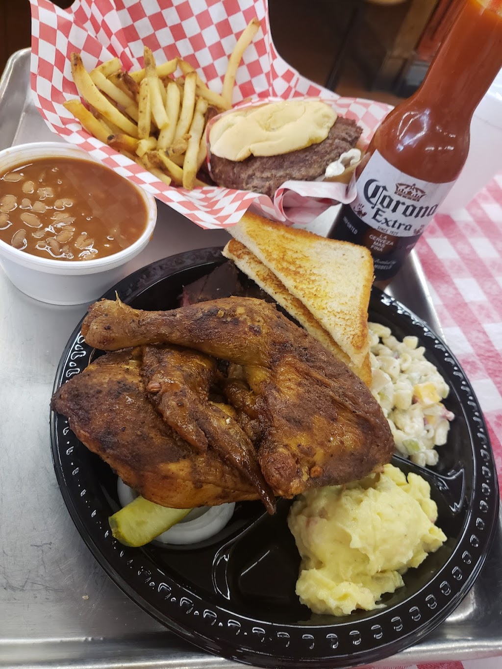 Risckys BAR-B-Q | 2314 Azle Ave, Fort Worth, TX 76164, USA | Phone: (817) 624-8662