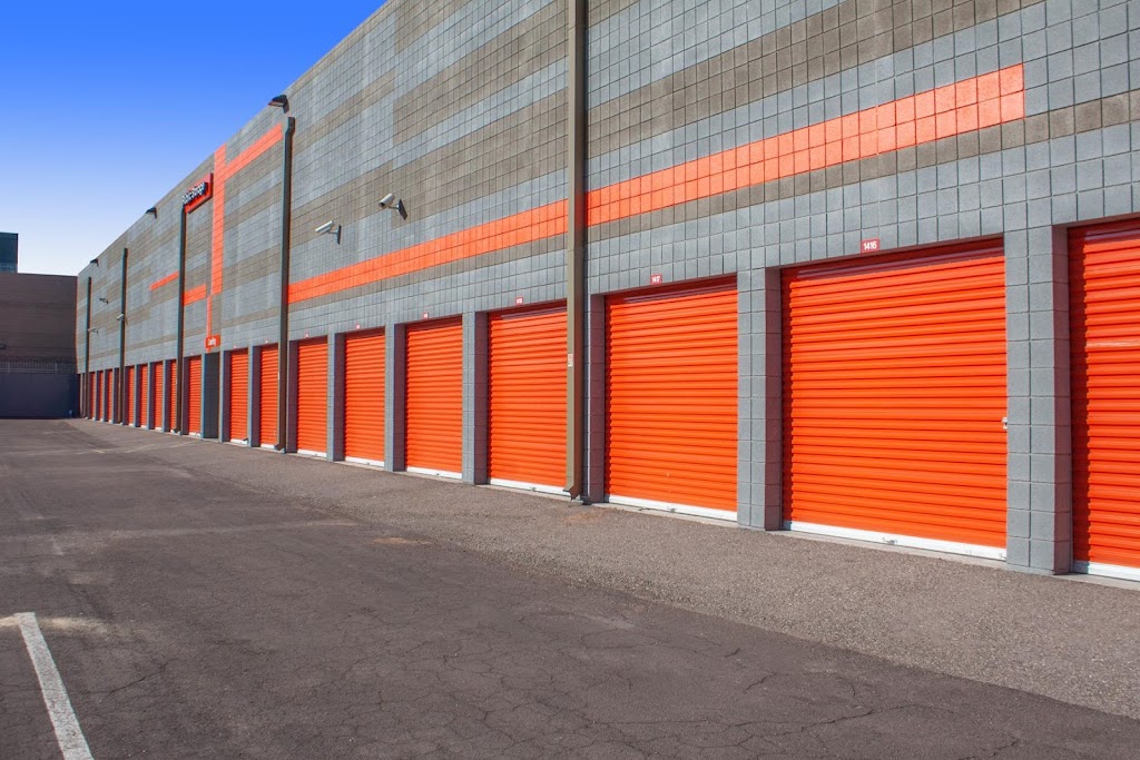 Public Storage | 841 E Jefferson St, Phoenix, AZ 85034, USA | Phone: (480) 739-5886