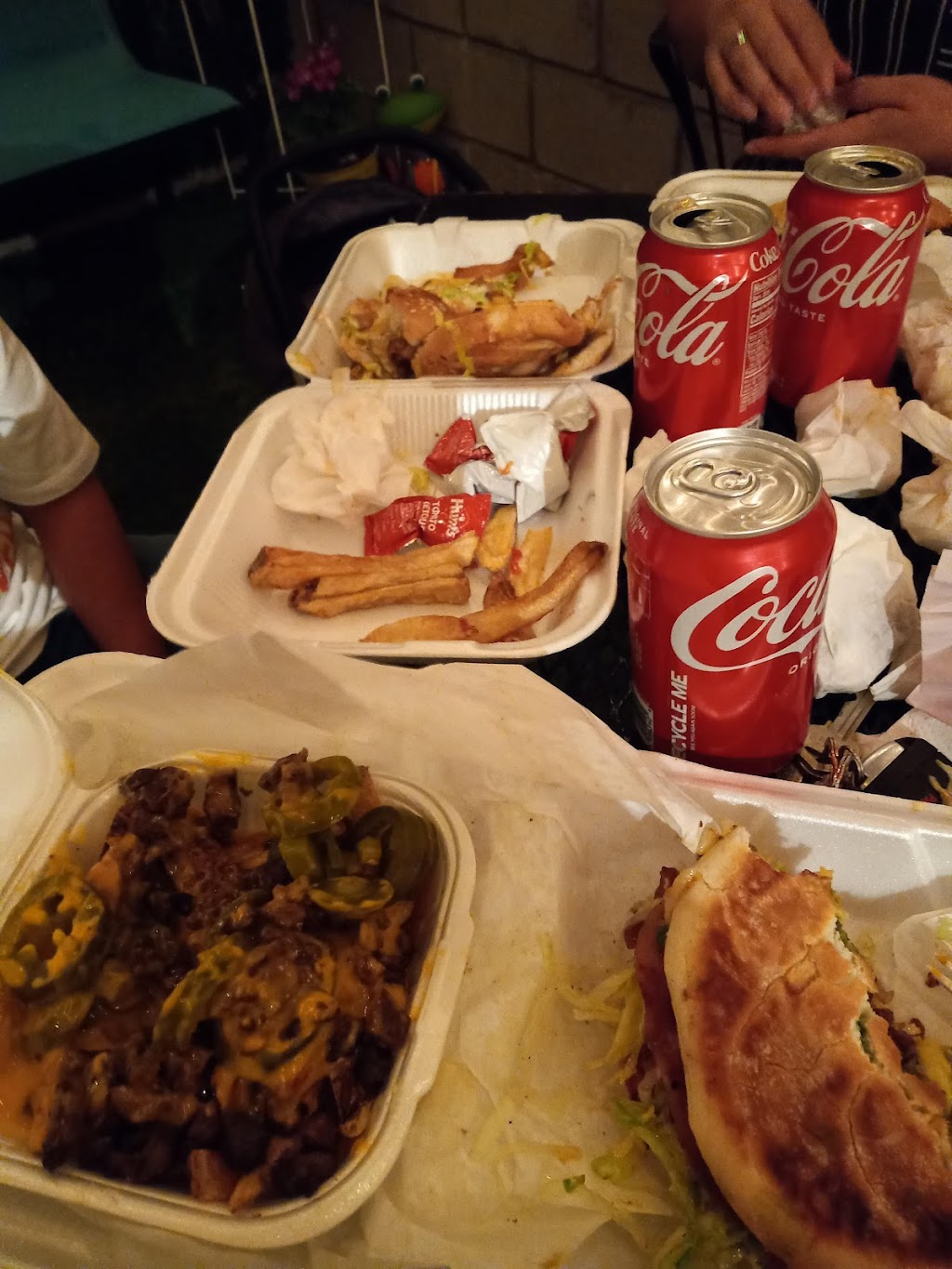 CEJAS BURGERS | 6740 Doniphan Dr, Canutillo, TX 79835, USA | Phone: (575) 222-5271