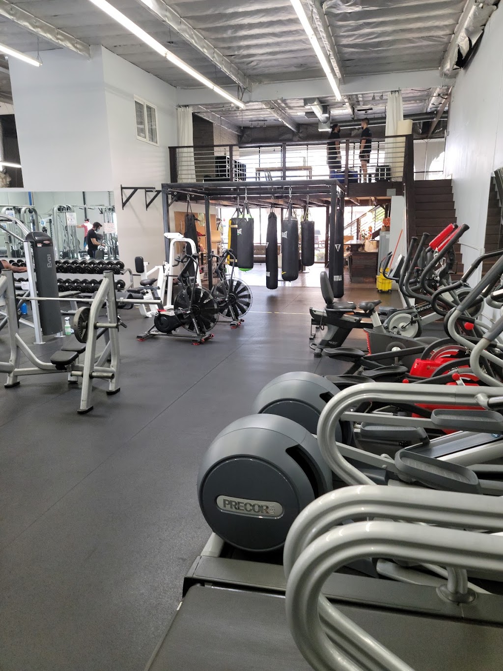 Tone Body Fitness | 12579 Crenshaw Blvd, Hawthorne, CA 90250, USA | Phone: (310) 355-1175