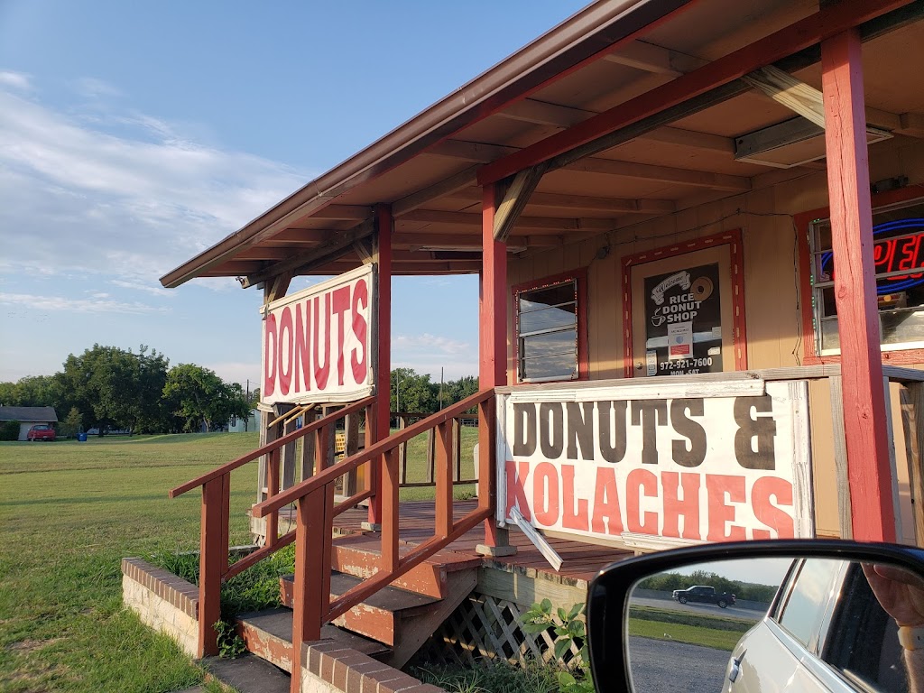 Rice Donut Shop | 406 S McKinney St, Rice, TX 75155, USA | Phone: (903) 229-7598