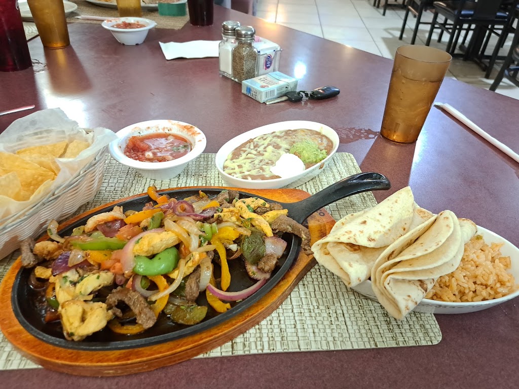 La Casita Of AJ | 495 Apache Trail, Apache Junction, AZ 85120, USA | Phone: (480) 671-1601