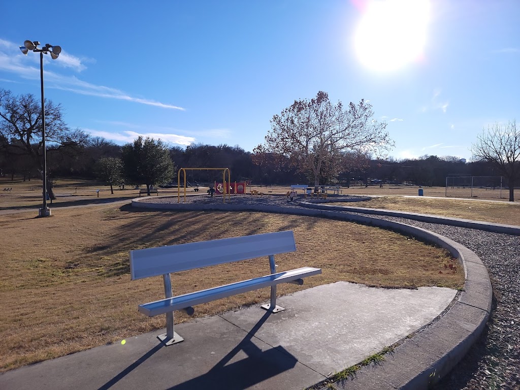 Hillsboro City Park | 200 Milford Rd, Hillsboro, TX 76645, USA | Phone: (254) 582-3478