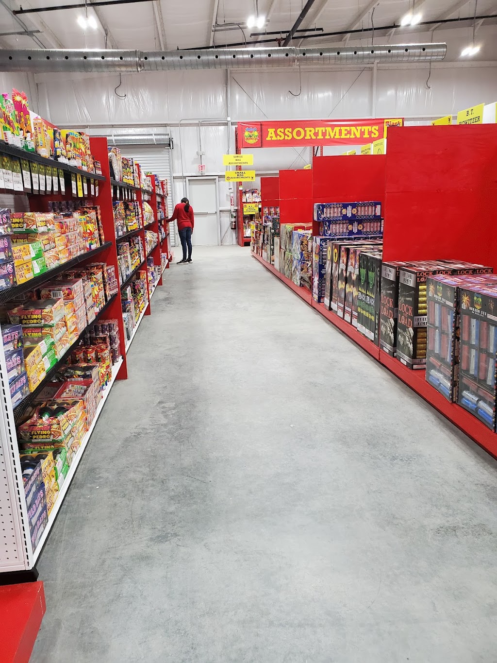 American Fireworks | 6630 S Hwy 183, Austin, TX 78744, USA | Phone: (512) 321-4416