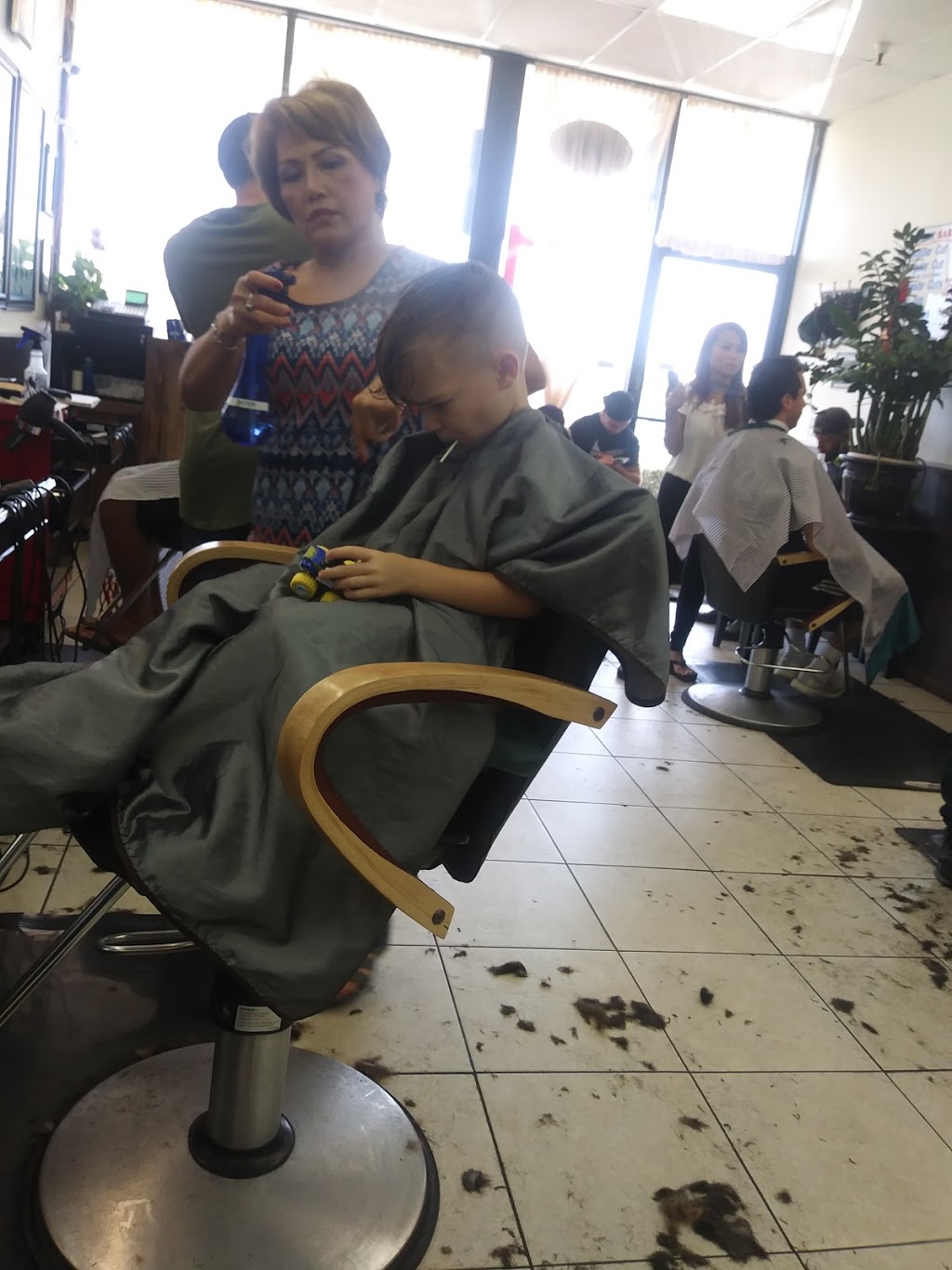 Today Barber | 2075 Newport Blvd, Costa Mesa, CA 92627, USA | Phone: (949) 631-6419