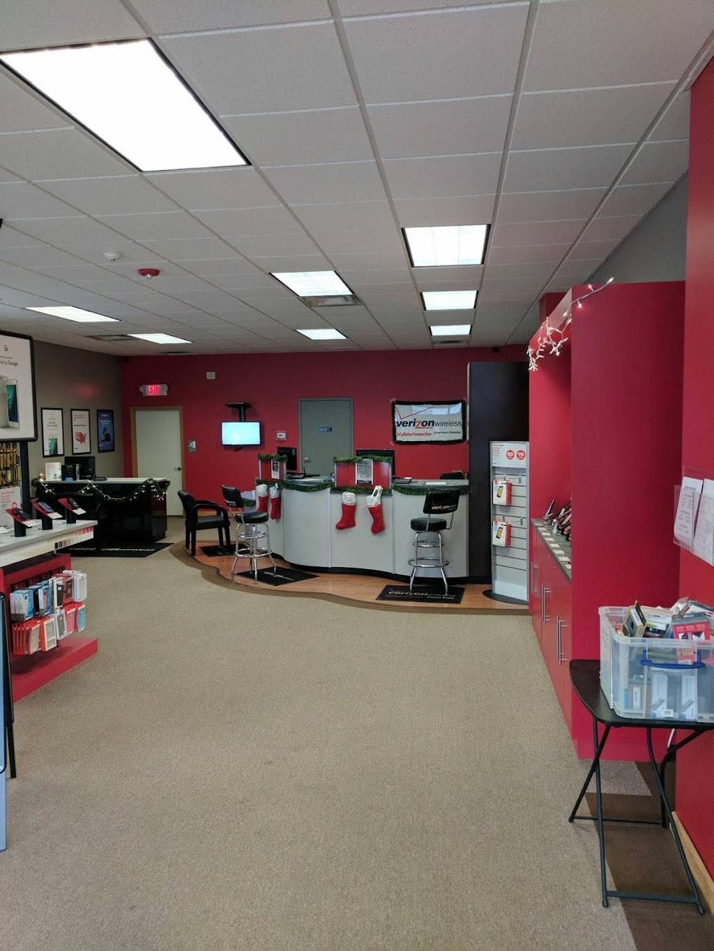 Verizon Authorized Retailer - Wireless Zone | 4118 Brownsville Rd, South Park Township, PA 15129, USA | Phone: (412) 308-6675