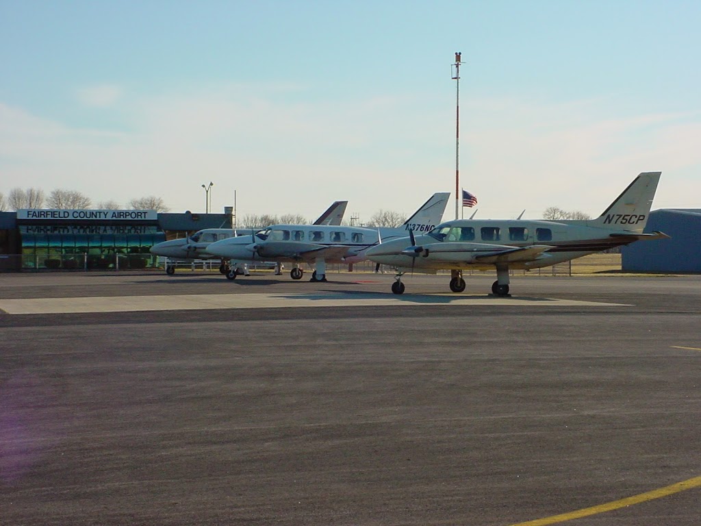 Fairfield County Airport (LHQ) | 3430 Old Columbus Rd NW, Carroll, OH 43112, USA | Phone: (740) 654-7001