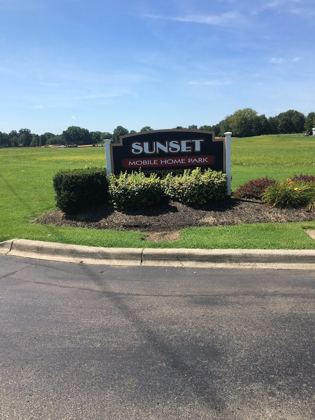 Sunset Park | 2323 Charlestown Pike, Jeffersonville, IN 47130, USA | Phone: (812) 282-0523