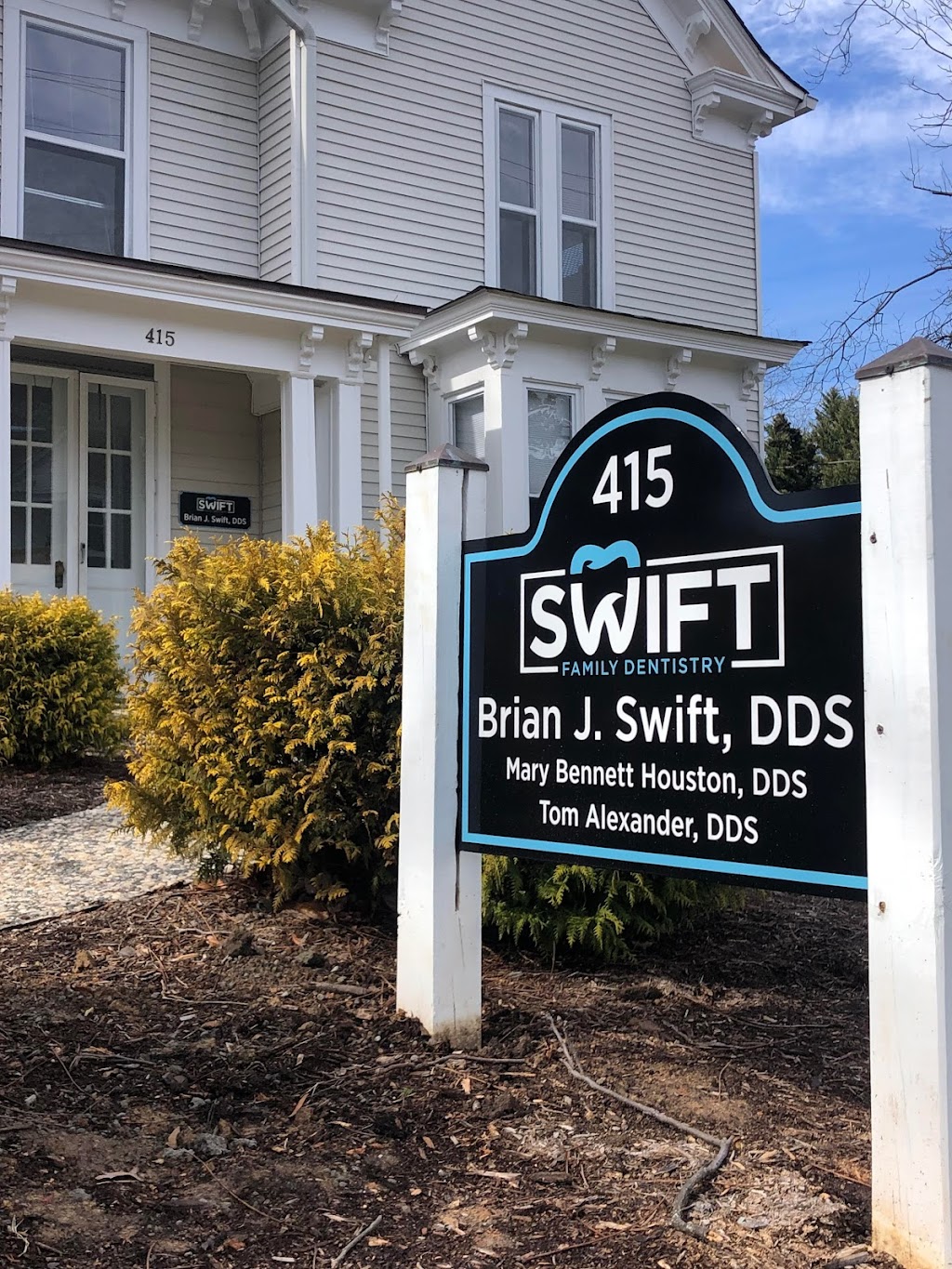 Swift Family Dentistry | 415 S Main St, Roxboro, NC 27573, USA | Phone: (336) 599-4145