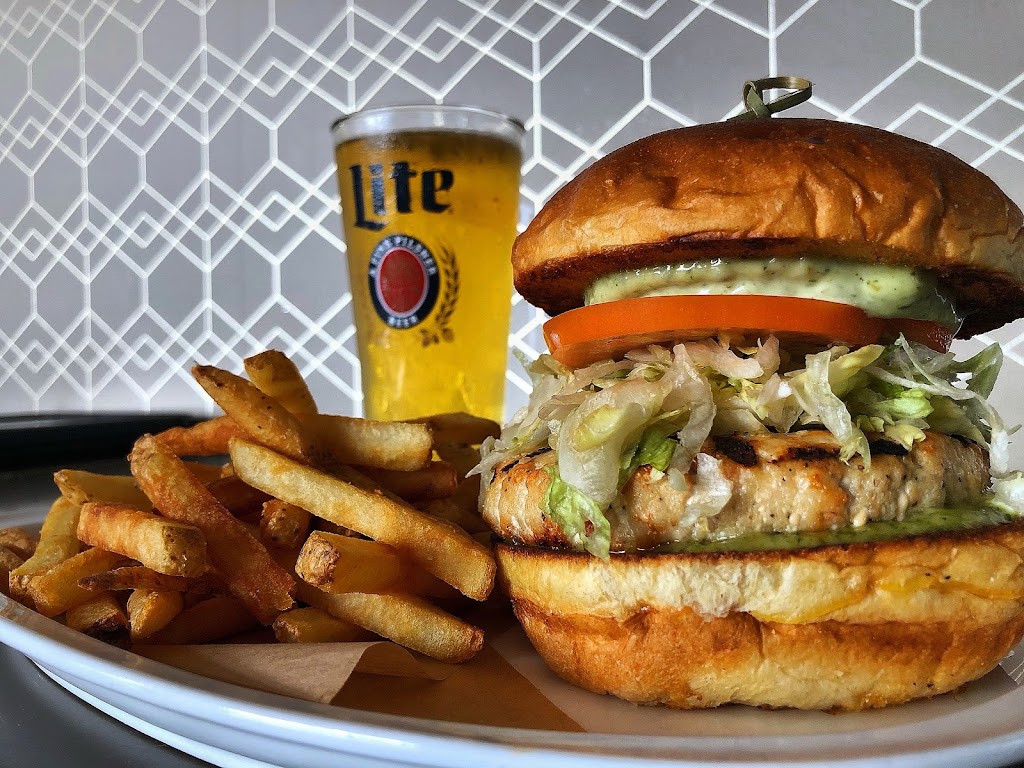 Curtains Bar and Restaurant | 150 Avenel St, Avenel, NJ 07001, USA | Phone: (732) 582-4595