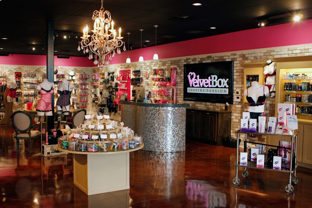 Velvet Box | 5900 Overton Ridge Blvd Suite 120, Fort Worth, TX 76132, USA | Phone: (817) 529-1115