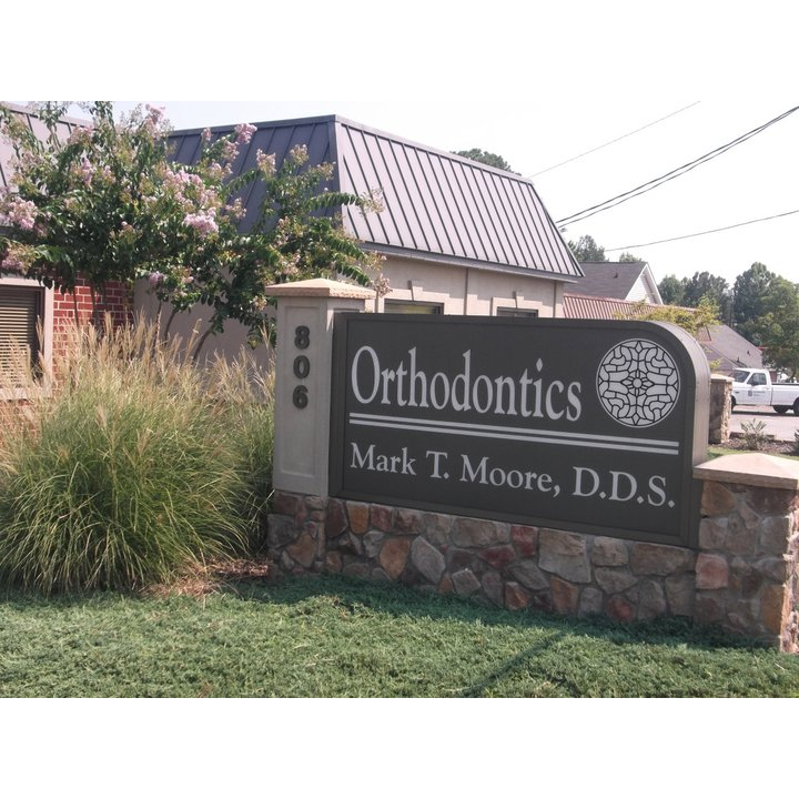 Moore Mark T DDS | 806 W Main St, Jamestown, NC 27282, USA | Phone: (336) 454-1192