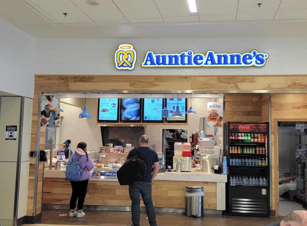 Auntie Annes | 2141 International Pkwy, Dallas, TX 75261, USA | Phone: (972) 973-7824
