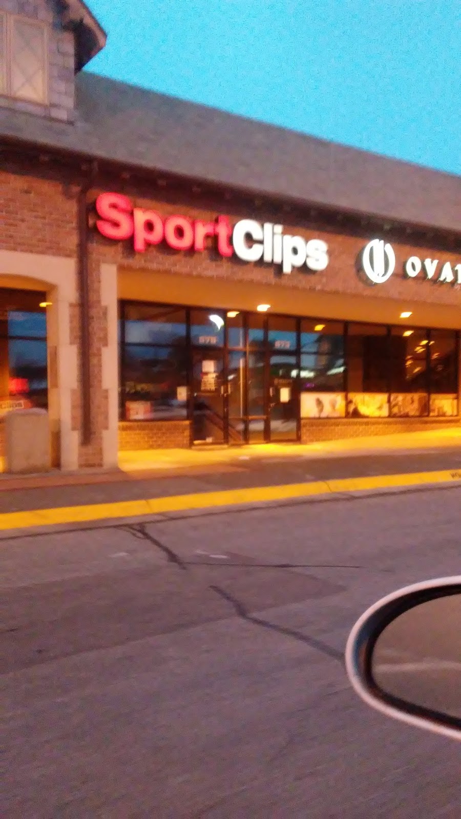 Sport Clips Haircuts of Pepperwood | 575 N 155th Plaza, Omaha, NE 68154, USA | Phone: (402) 505-9831