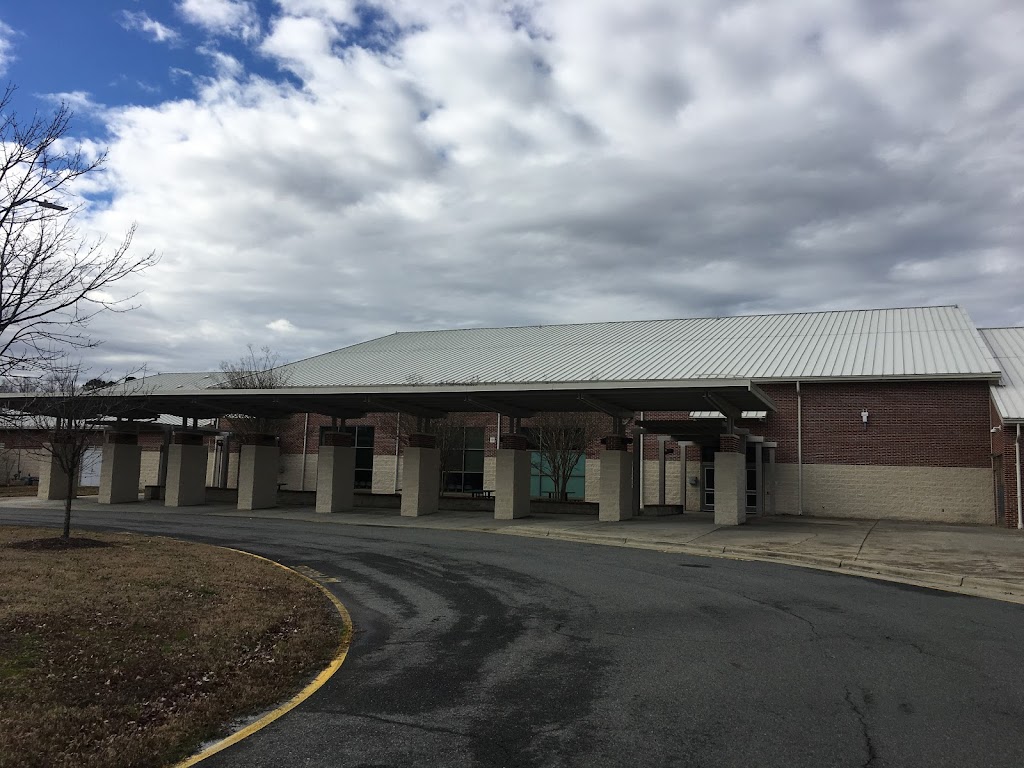 Turner Creek Elementary School | Photo 2 of 2 | Address: 6801 Turner Creek Rd, Cary, NC 27519, USA | Phone: (919) 363-1391