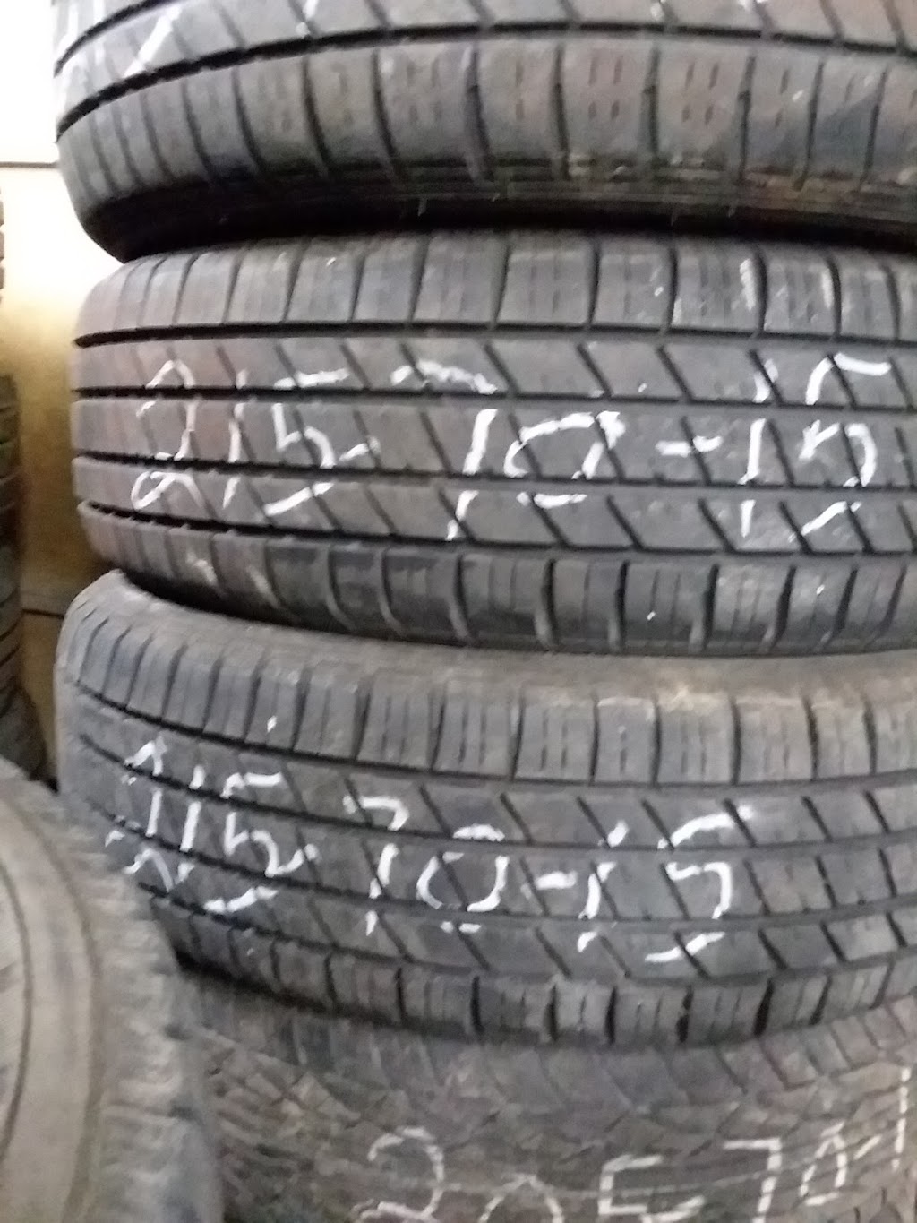 Robs Tire Services | 2606 Memorial Blvd, Connellsville, PA 15425, USA | Phone: (724) 626-0907