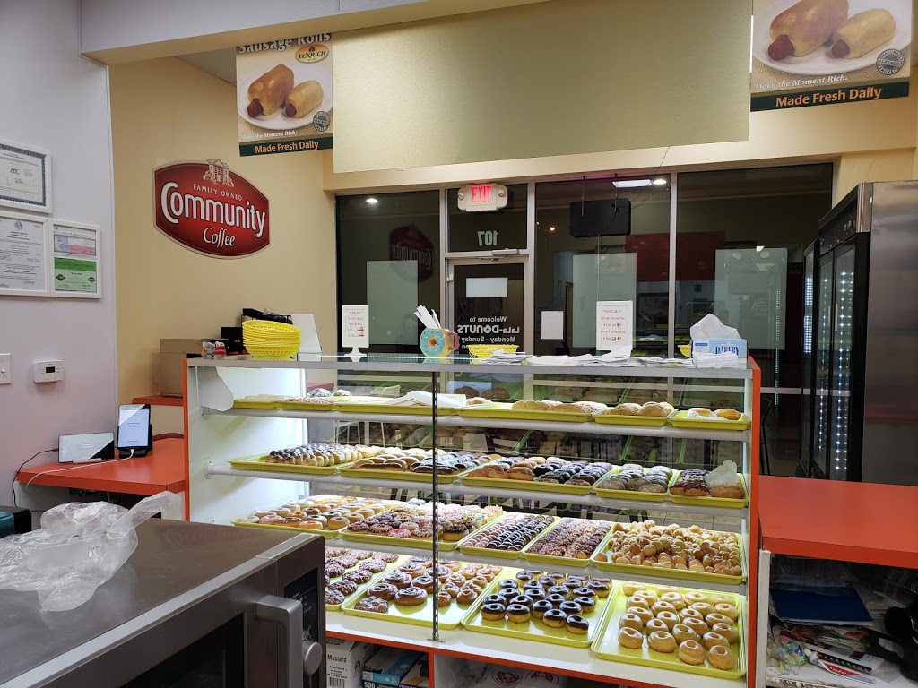 La La Donuts | 761 E Debbie Ln, Mansfield, TX 76063, USA | Phone: (817) 539-9202