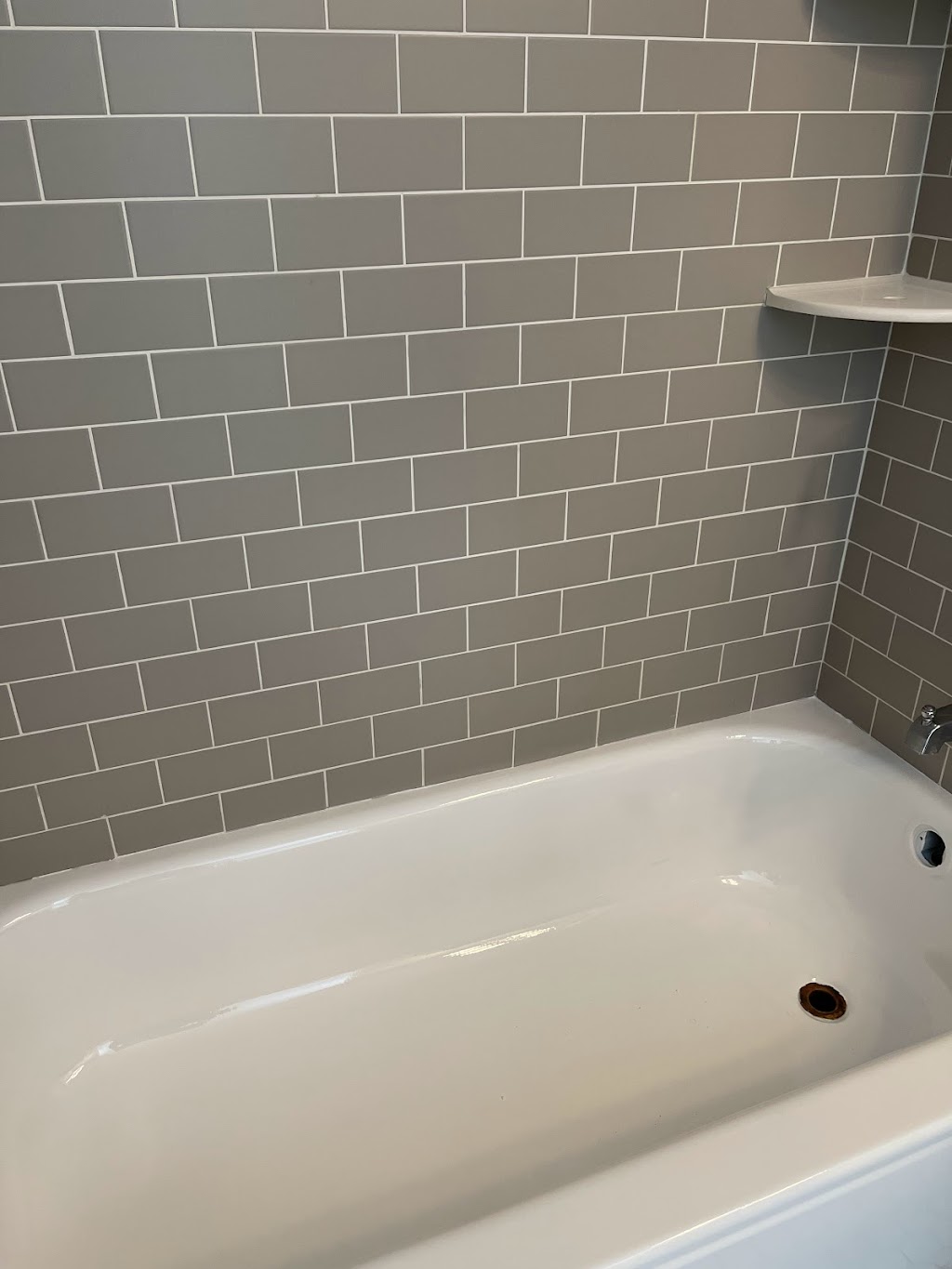 Cincinnati Bath Restoration Professionals, Inc. | 430 Caldwell Dr, Elsmere, KY 41018, USA | Phone: (859) 727-3535