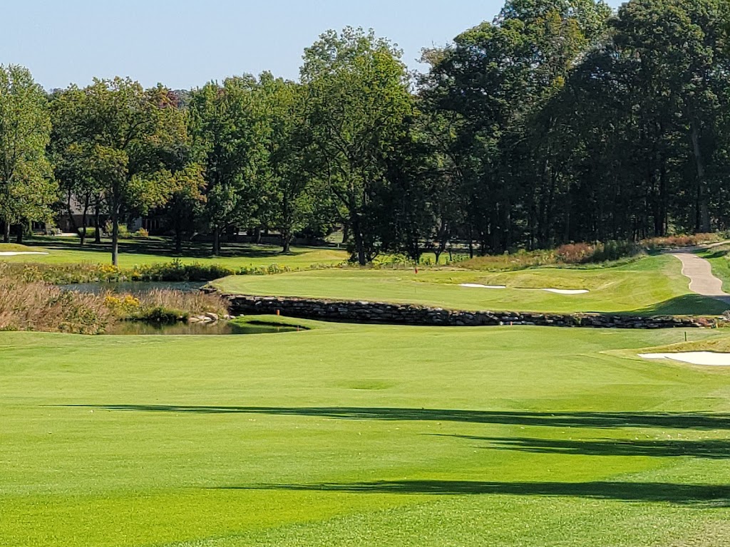 Meadowbrook Country Club | 200 Meadowbrook Country Club Estates, Ballwin, MO 63011, USA | Phone: (636) 227-5361