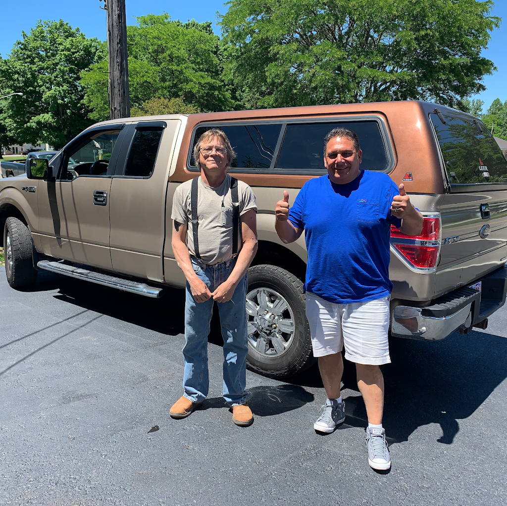 Green Light Cars & Trucks | 7344 N Ridge Rd, Madison, OH 44057, USA | Phone: (440) 983-4399