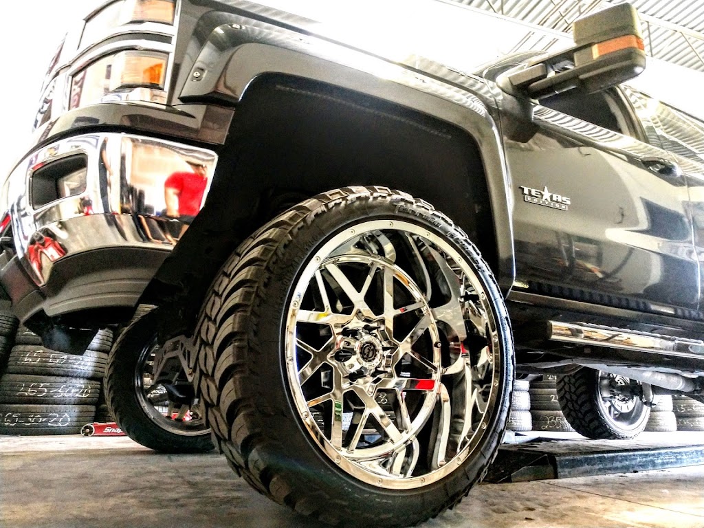 Jays Tire Shop | 11405 Rojas Dr Suite 9 & 10, El Paso, TX 79936, USA | Phone: (915) 491-5390