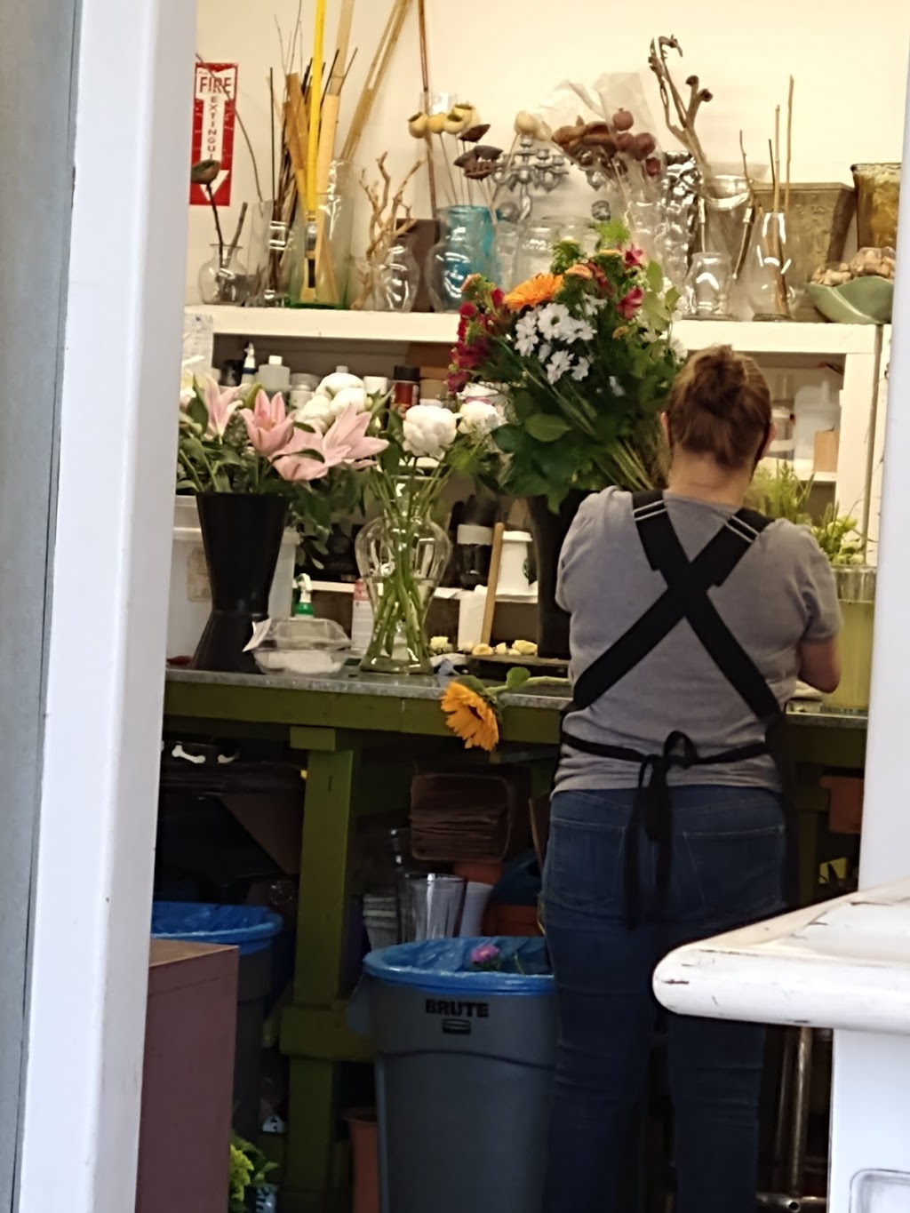 Fleur De Lis Artistry In Flowers | 720 S Weymouth Ave, San Pedro, CA 90732, USA | Phone: (310) 833-4300