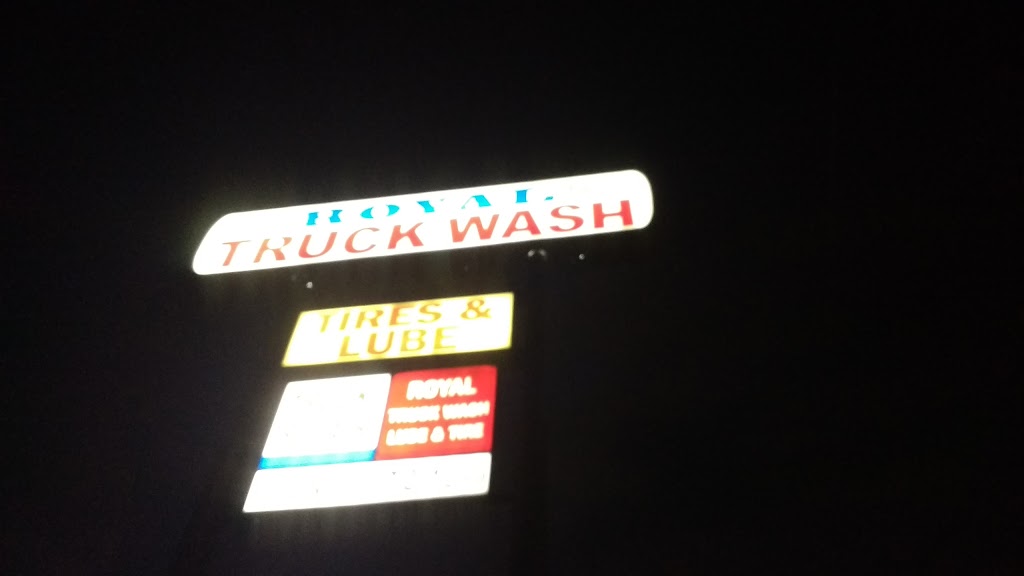 Royal Truck Wash Lube & Tires | 8247 Kimber Ave, Bakersfield, CA 93307, USA | Phone: (661) 363-0410