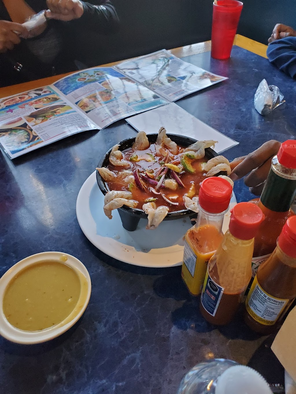 Mariscos La Isla | Av. Waterfill 369, C . Río Bravo, 32550 Juárez, Chih., Mexico | Phone: 656 682 0151