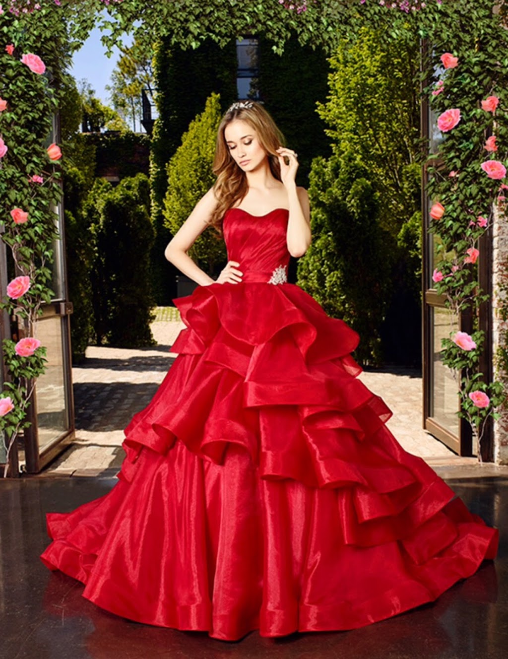 Evas Bridal & Fashion | 6227 Middlebelt Rd, Garden City, MI 48135, USA | Phone: (734) 422-5390