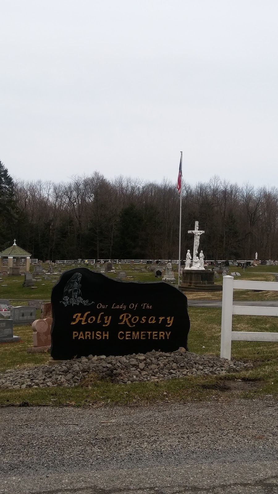Holy Rosary Cemetery | 2790 Lehigh Ln, Lowellville, OH 44436, USA | Phone: (330) 536-6987