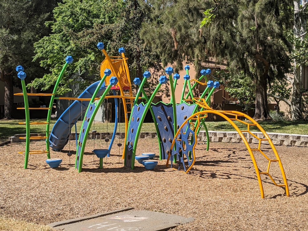 Covell Park | 300 Del Oro Ave, Davis, CA 95616, USA | Phone: (530) 757-5626