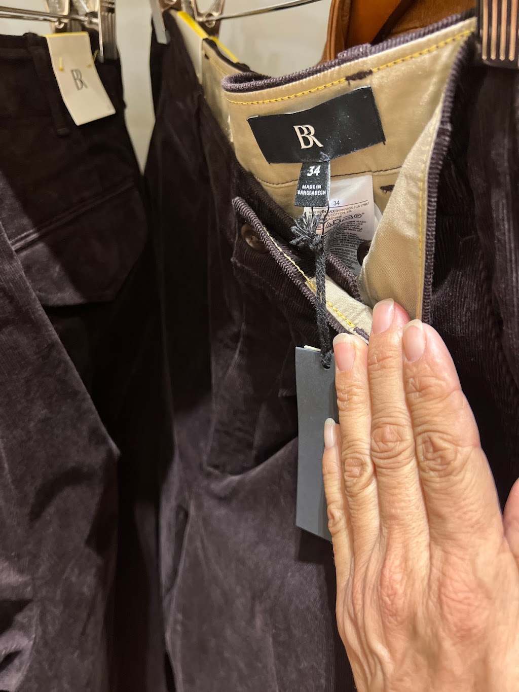 Banana Republic | 8500 Beverly Blvd #765, Los Angeles, CA 90048, USA | Phone: (310) 623-1170