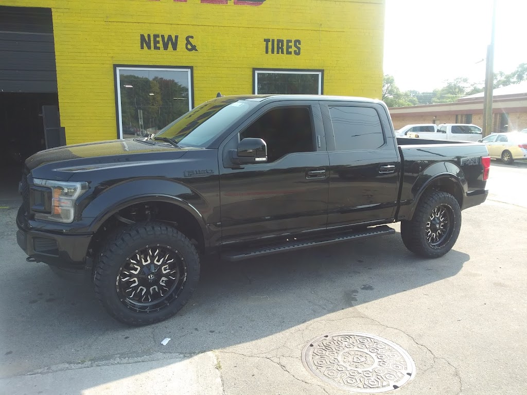 Uncle Kens Tires Unlimited | 15704 Telegraph Rd, Redford Charter Twp, MI 48239 | Phone: (313) 541-1500