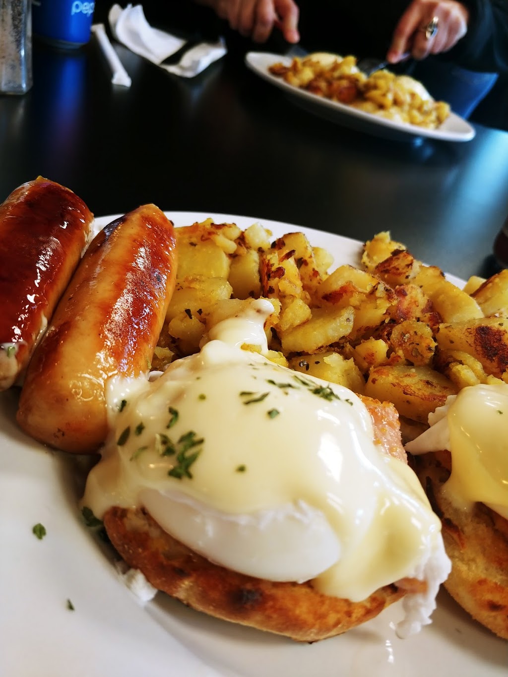 Benedicts Breakfast | 623 King St, Welland, ON L3B 3L4, Canada | Phone: (905) 788-3337