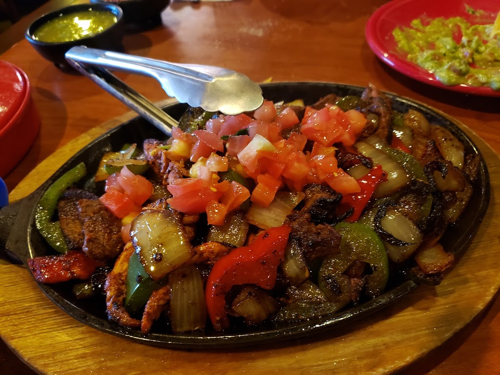 El Toro Mexican Restaurant & Cantina | 12115 Canyon Rd E, Puyallup, WA 98373, USA | Phone: (253) 256-4639