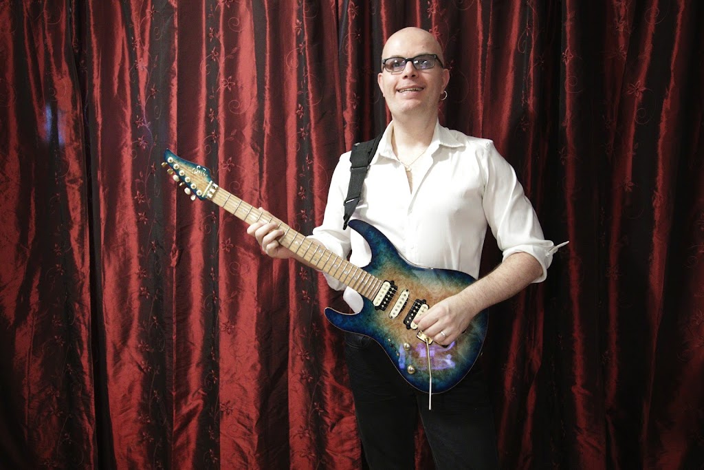 Vrenys Guitar Lessons - ZOT Zin Music | 19913 Egret Pl, Santa Clarita, CA 91351, USA | Phone: (310) 902-0993