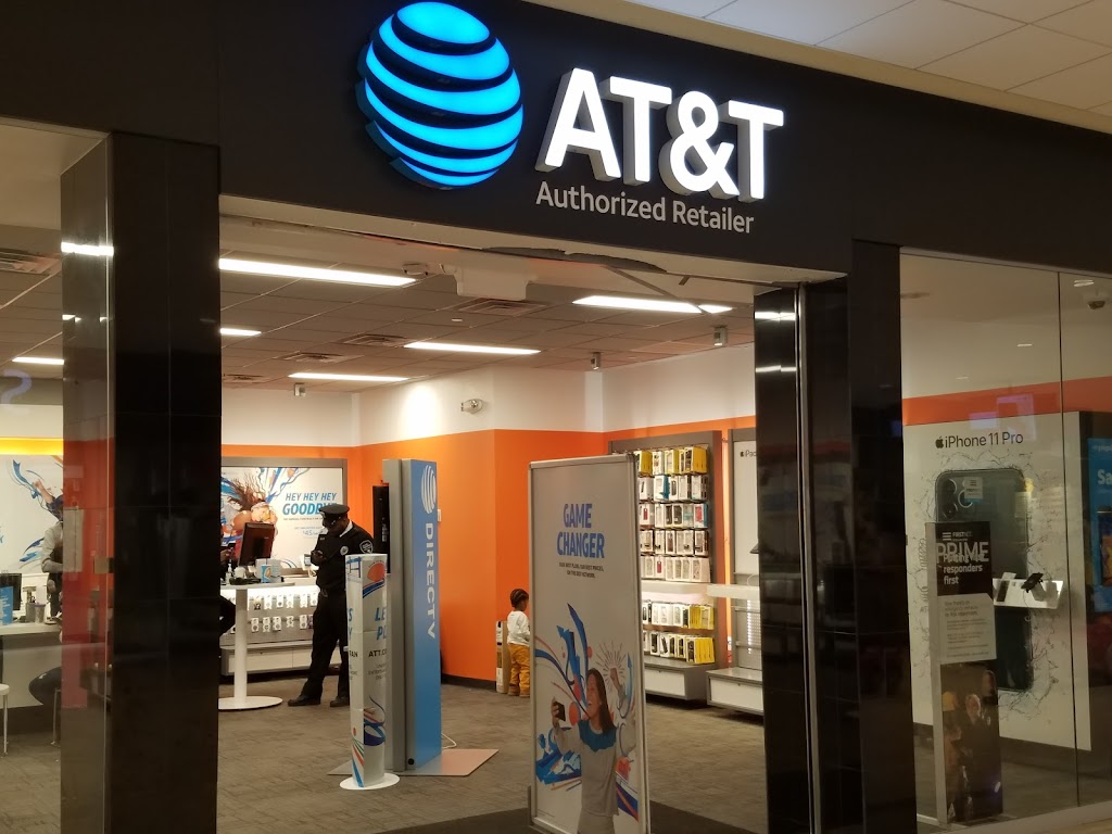 AT&T Store | 112 Eisenhower Pkwy, Livingston, NJ 07039 | Phone: (973) 992-3900