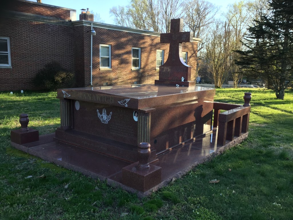 Forest Lawn Cemetery | 4000 Pilots Ln, Richmond, VA 23222, USA | Phone: (804) 321-7655