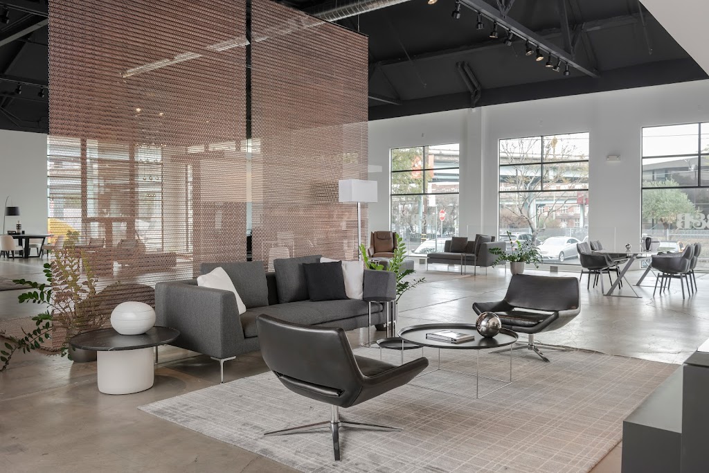 B&B Italia | 2211 Alameda St, San Francisco, CA 94103, USA | Phone: (415) 565-7200