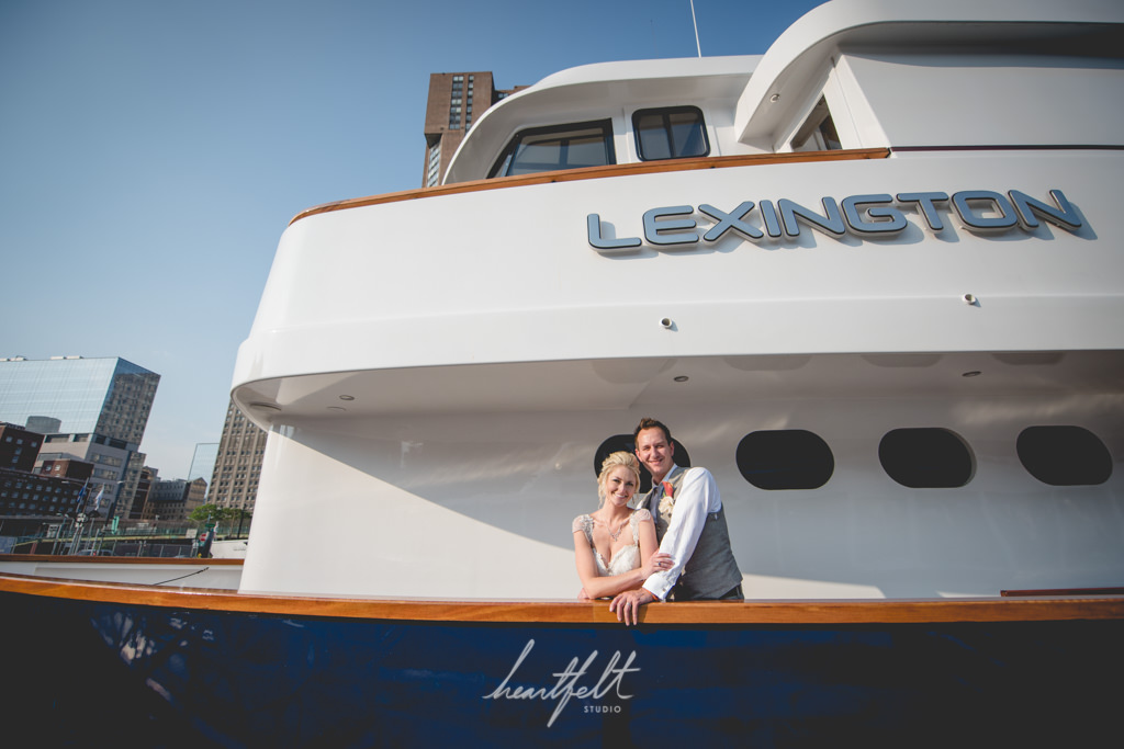 Lexington Classic Cruises | 2430 FDR Dr, New York, NY 10010, USA | Phone: (212) 717-0300