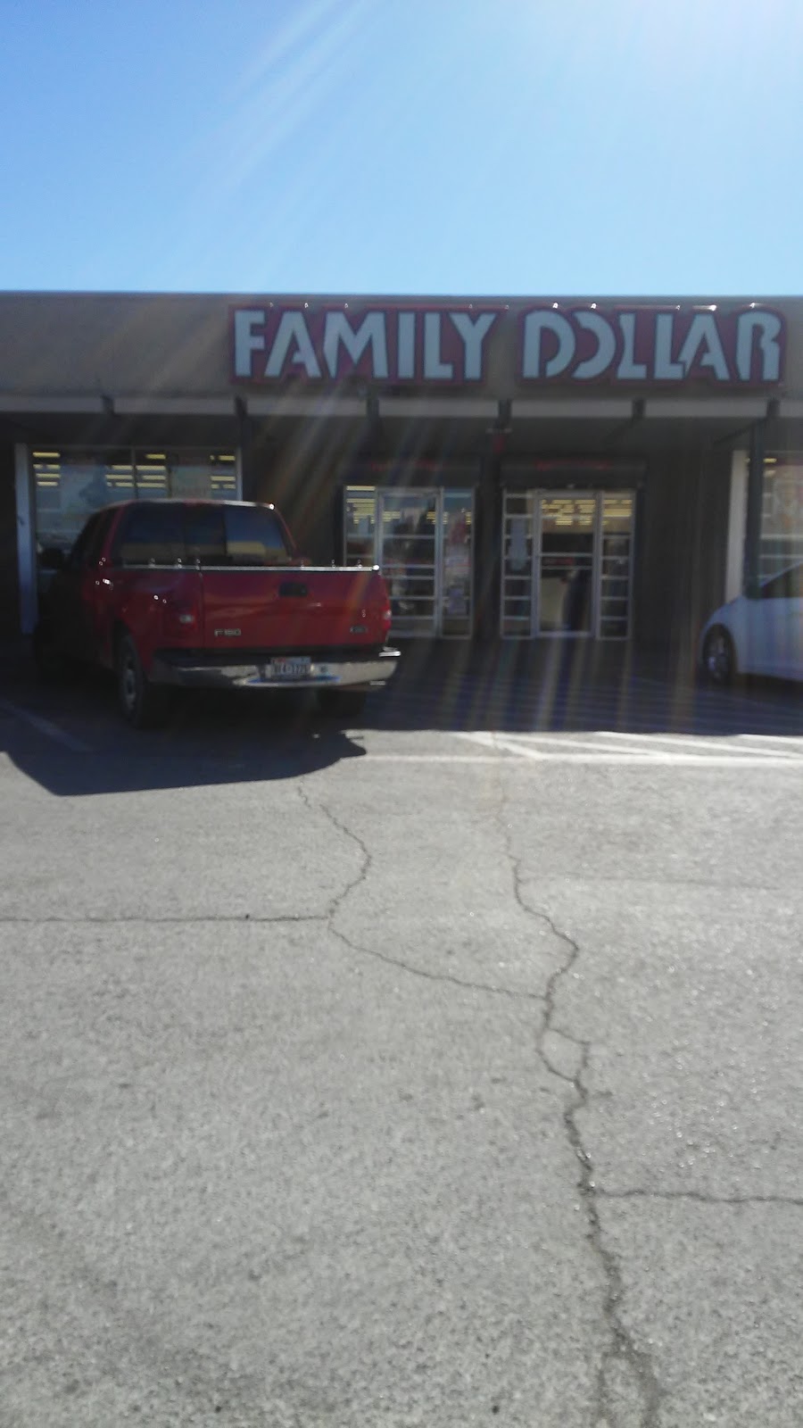Family Dollar | 2454 W Illinois Ave, Dallas, TX 75233, USA | Phone: (972) 629-0768
