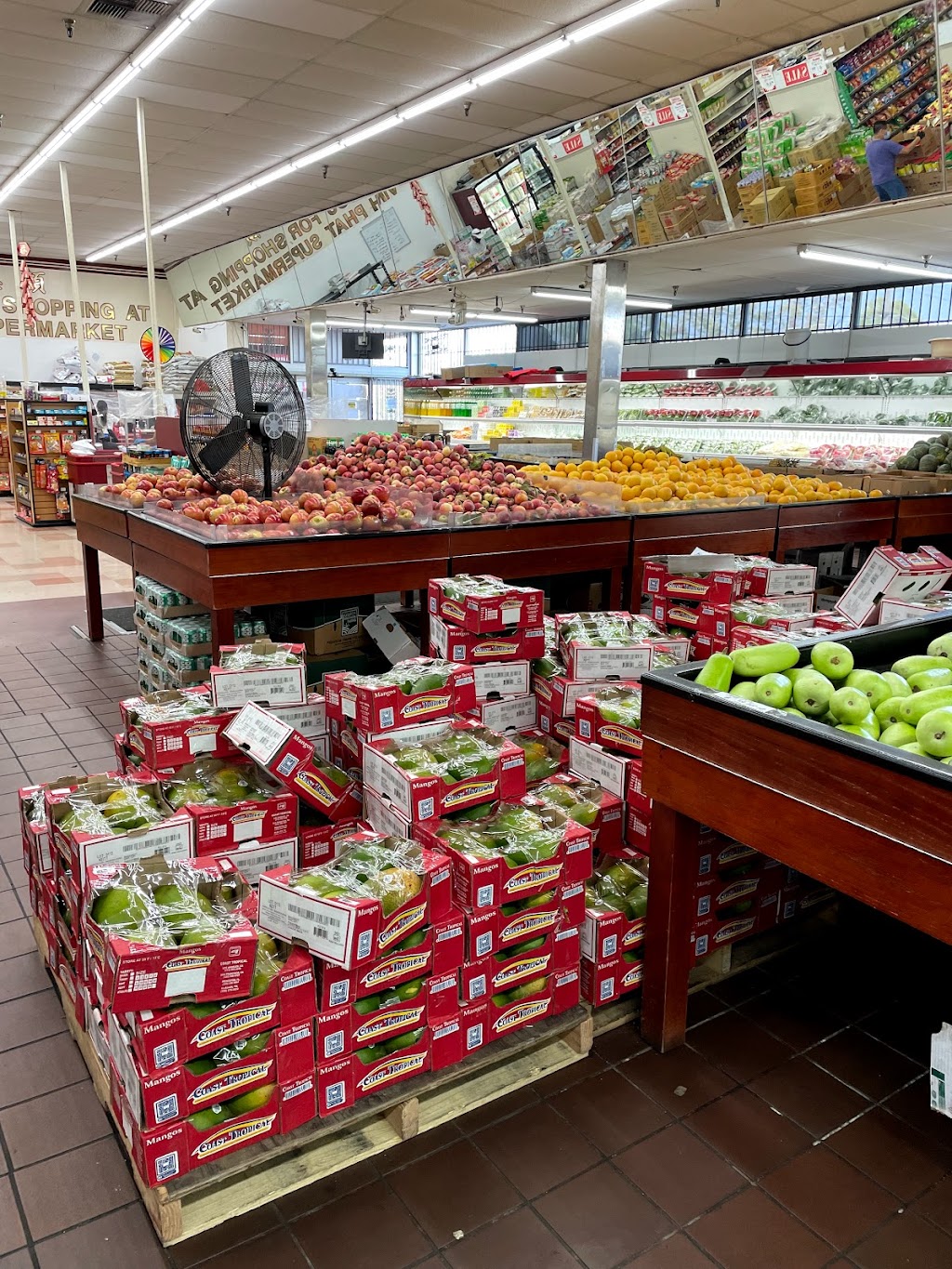 Vinh Phat Supermarket | 6105 Stockton Blvd, Sacramento, CA 95824, USA | Phone: (916) 424-8613