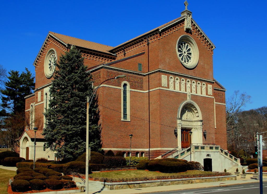 Holy Name Parish | 1689 Centre St, West Roxbury, MA 02132, USA | Phone: (617) 325-4865