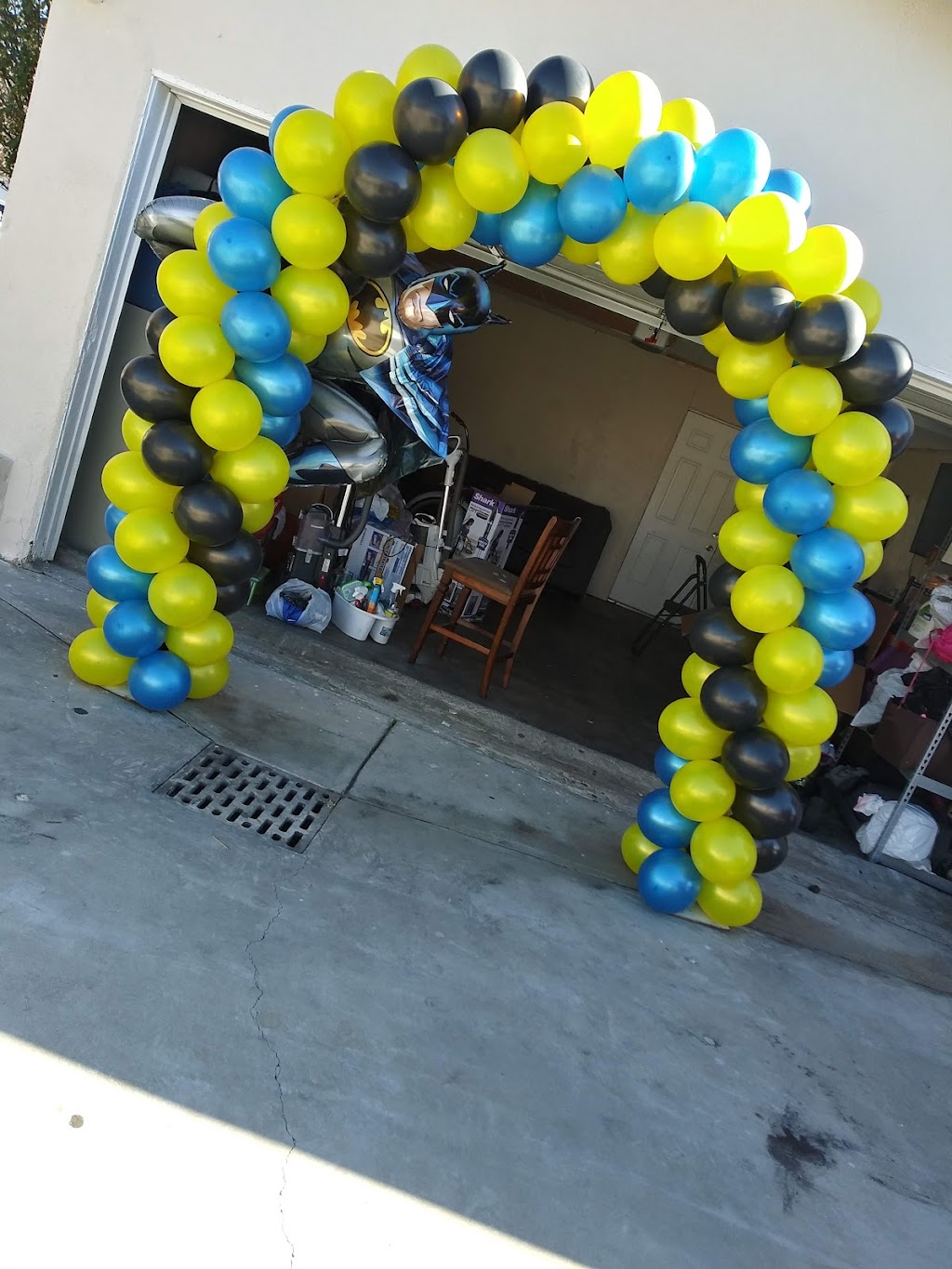 Todo Para Su Party | 10757 Glenoaks Blvd, Pacoima, CA 91331, USA | Phone: (818) 310-6343