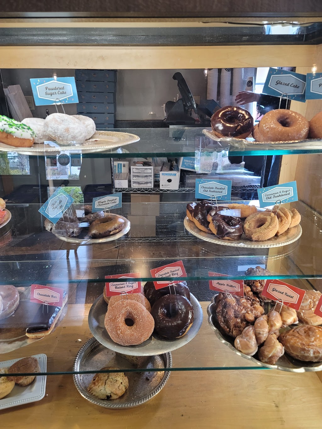 Top Pot Doughnuts | 18001 Bothell Everett Hwy, Bothell, WA 98012, USA | Phone: (425) 419-4836