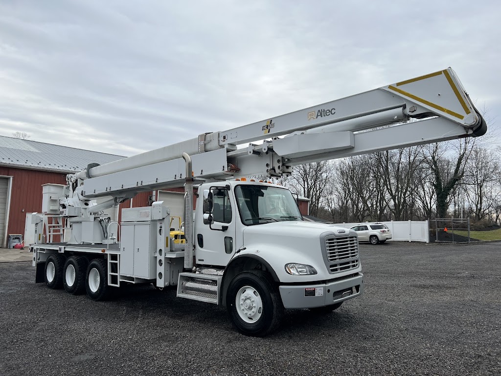 JM Truck & Equipment LLC | 5300 Bristol Emilie Rd building 7, Levittown, PA 19057, USA | Phone: (215) 738-0449