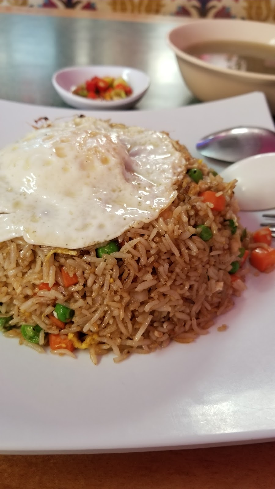 Burmese Restaurant | 7040 Madison Ave, Indianapolis, IN 46227 | Phone: (317) 520-4511